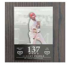 Topps 2007 Moments & Milestones Albert Pujols #3-137 2001 NL ROY /150