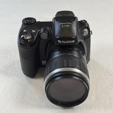 FujiFilm FinePix S Series S5200 Digital Camera 5.1MP 10x Optical Zoom Black 5200