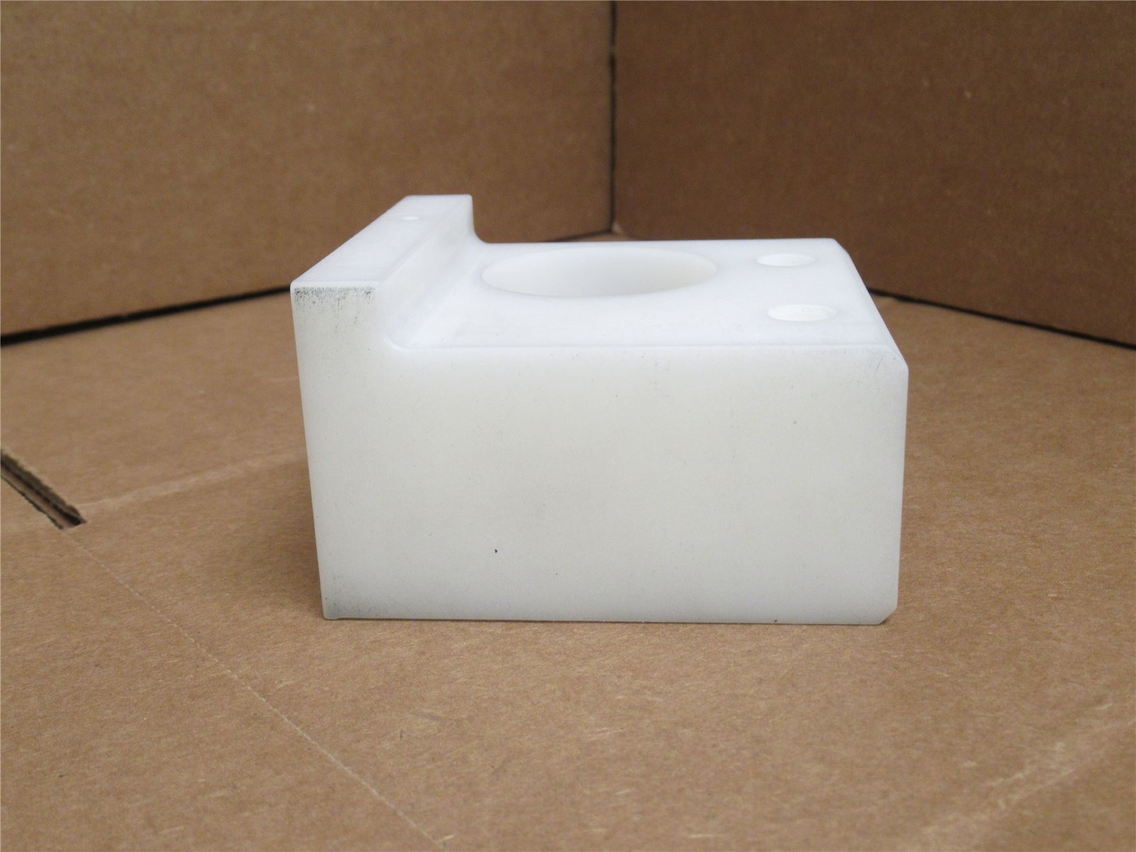 232333 New-No Box; Hollymatic 6805134 Linear Bearing Block; Left Side