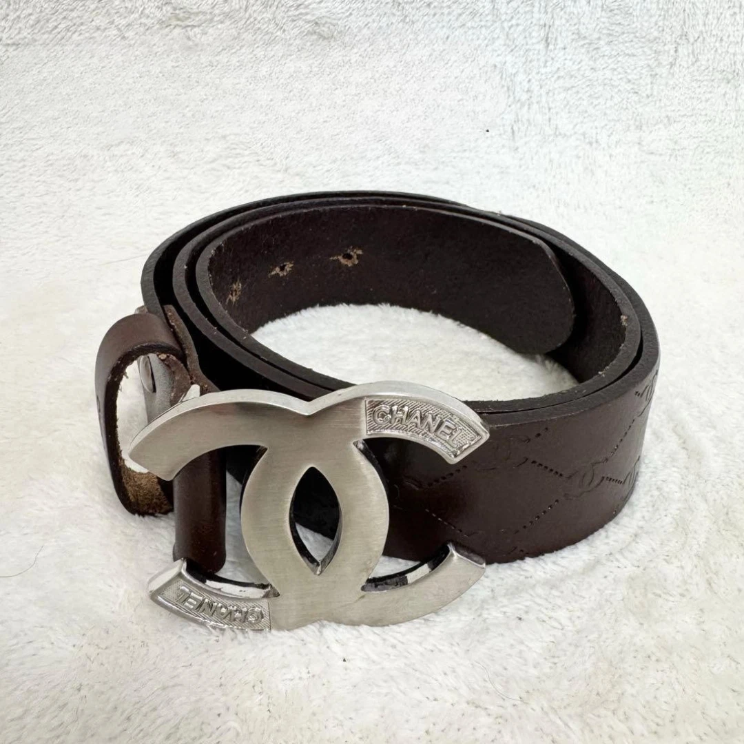 AUTHENTIC CHANEL Brown leather lock belt RARE 2002 runway 75cm CHANEL | Accessories | Authentic Chanel Brown Leather Lock  main image 3