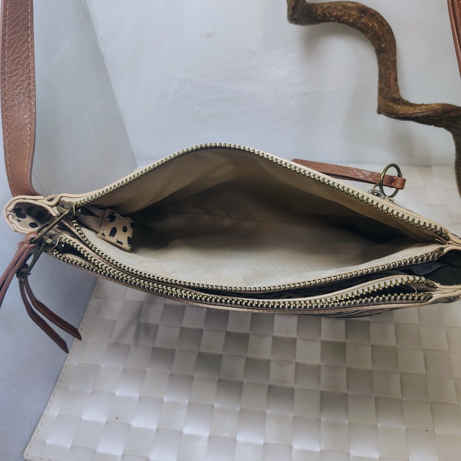 Universal Thread Hand Painted Crossbody Cheetah B… - image 7