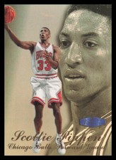 Scottie Pippen [Row 3] #16 Prices | 1997 Flair Showcase