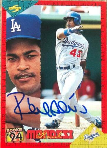 Raul Mondesi Autographed 1994 Score Rookie & Traded #RT82 - Picture 1 of 1