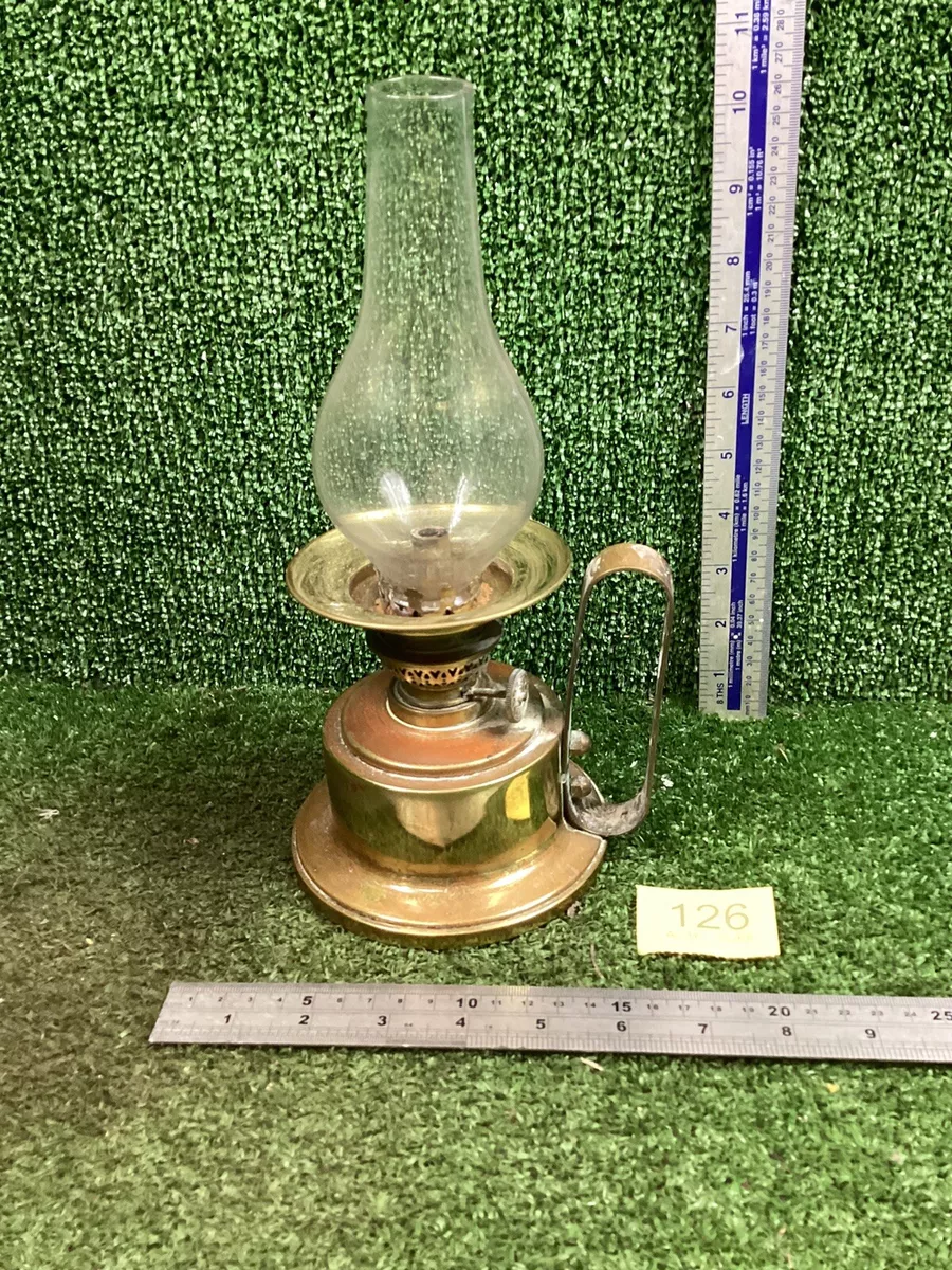 Gaudard oil lamp outlet
