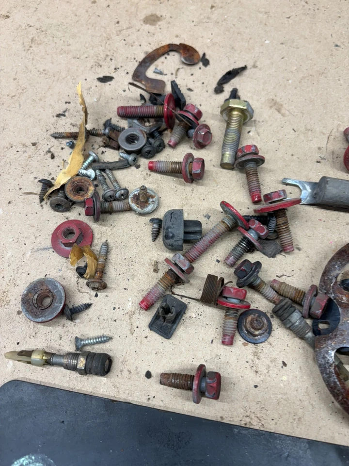 81-93 Dodge Ram Truck Ram cargador 86-93 Cummins puerta interior herrajes pernos W150 Foto 3 de 4