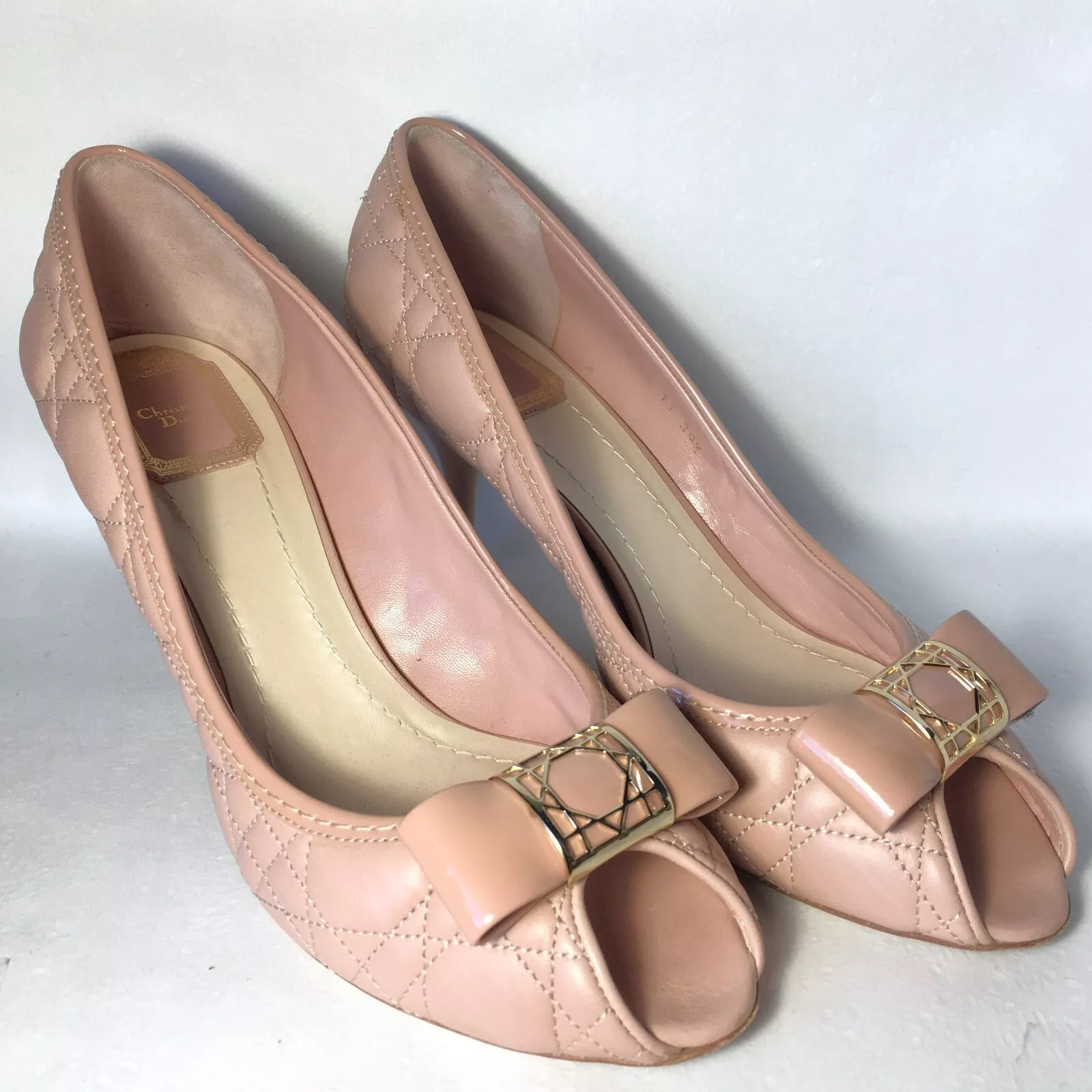 Escarpins à chaussures Christian Dior pour femmes taille 8,5 US 39,5 EU cuir nu nœud en conserve
