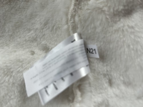 American Girl Soft As Snow White Fur Coat Silver Bow (girls size xs 6) Christmas - Picture 13 of 16
