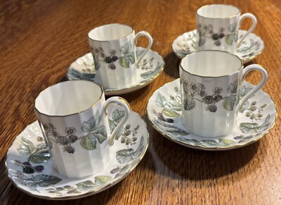 ROYAL WORCESTER BONE CHINA - LAVINIA  - 4 DEMITASSE CUPS AND SAUCERS - EXCELLENT