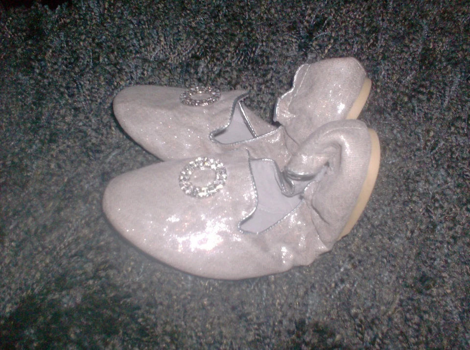 Mocassim/balé JOAN BOYCE leopardo/prata sapatos 6M novo sem caixa - Imagem 2 de 3