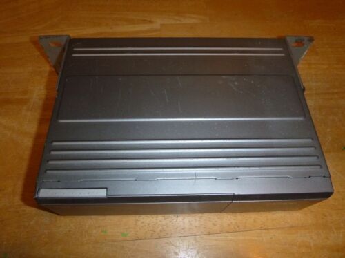 CLARION PRO AUDIO 6 DISC CD CHANGER DC625 includes HARDWARE and CABLES
