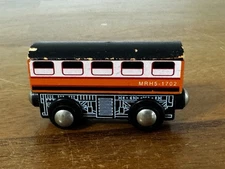 Vintage MRH5-1702 wooden train Toy