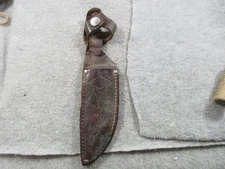 VTG KINFOLKS LEATHER KNIFE SHEATH WELL USED FUNCTIONAL ABT 3 1/2-3 3/4" BLADE