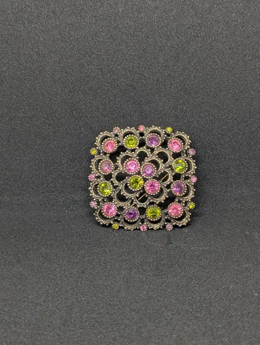 VTG. SARAH COVENTRY PINK & GREEN RHINESTONE GOLD TONE BROOCH 154 - Picture 4 of 5