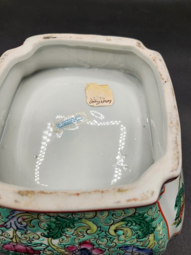 Vintage Chinese Famille Rose Porcelain Bowl Made in Macau From Lord And Taylor - Picture 11 of 11