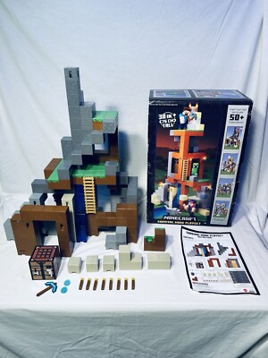 Minecraft Survival Mode Playset Complete wBox & Instructions READ