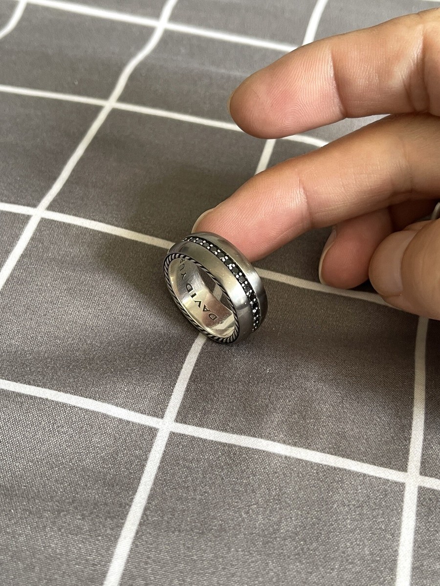 David Yurman Men's BAND RING With Grey TITANIUM And PAVÉ