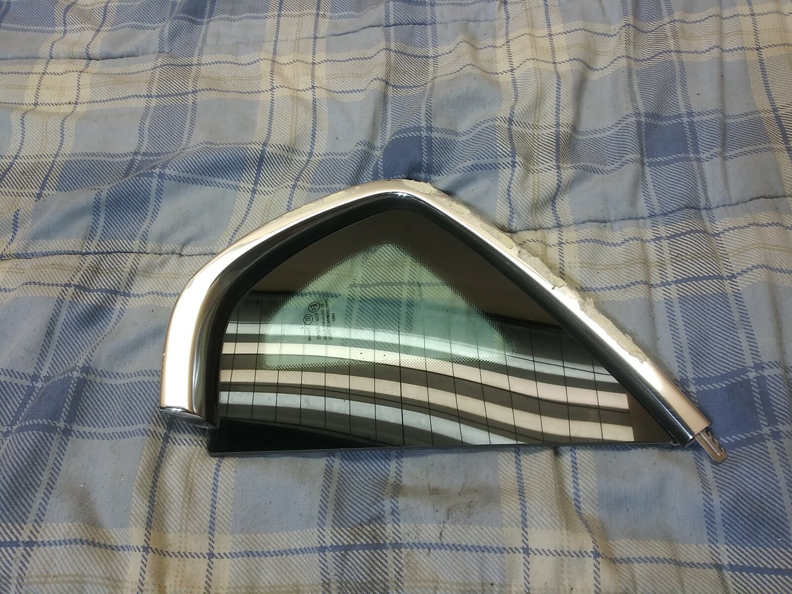 Maserati Quattroporte GTS Rear Right Quarter Chrome Window Glass 14 15 - 19 [