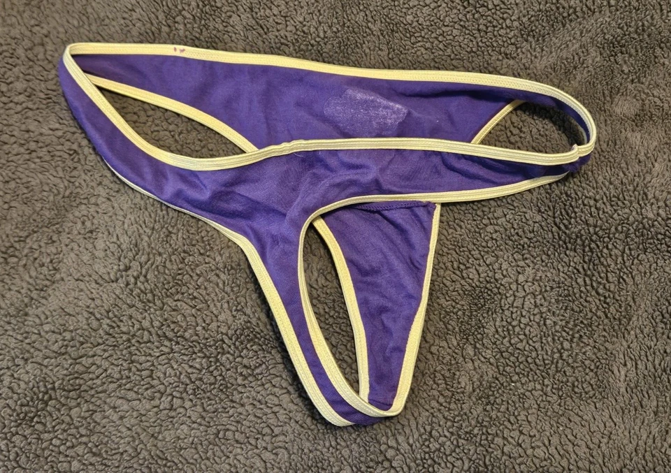 MUDD Women's Low Rise Lucky Mudd Logo Thong Panties Large Purple NWT - Image 3 of 4