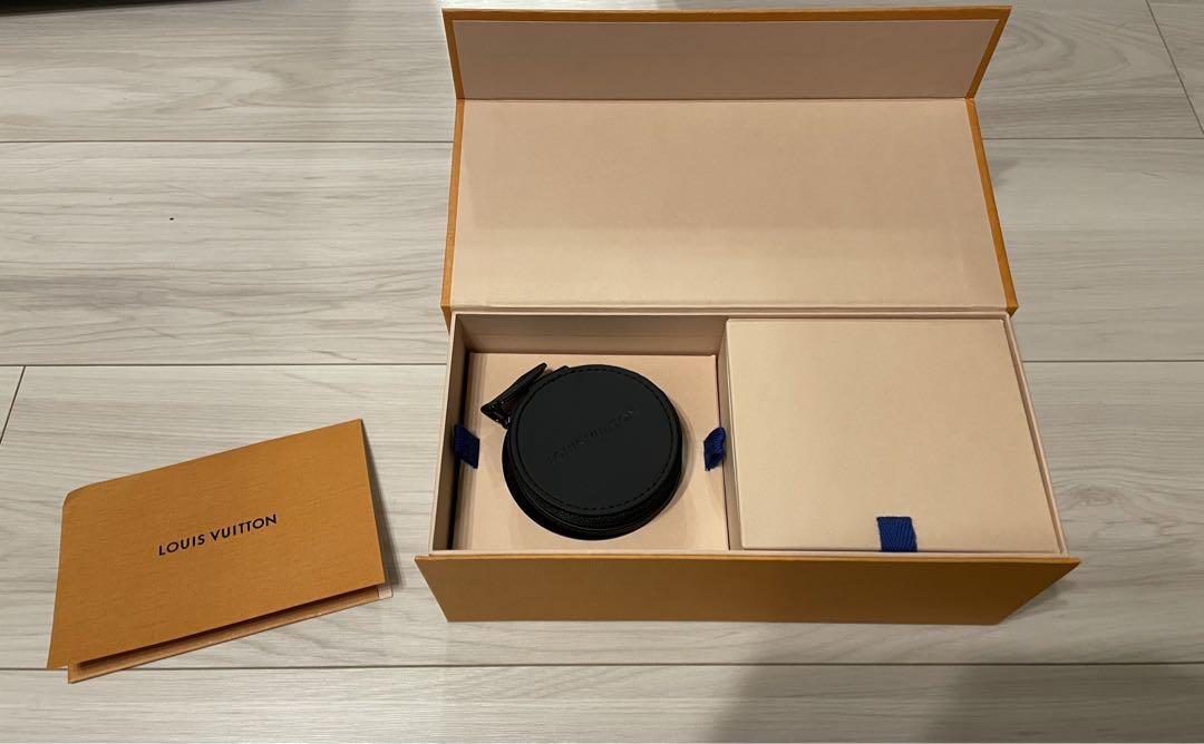 LOUIS VUITTON QAB210 Horizon Light Up Earphones Gold eBay