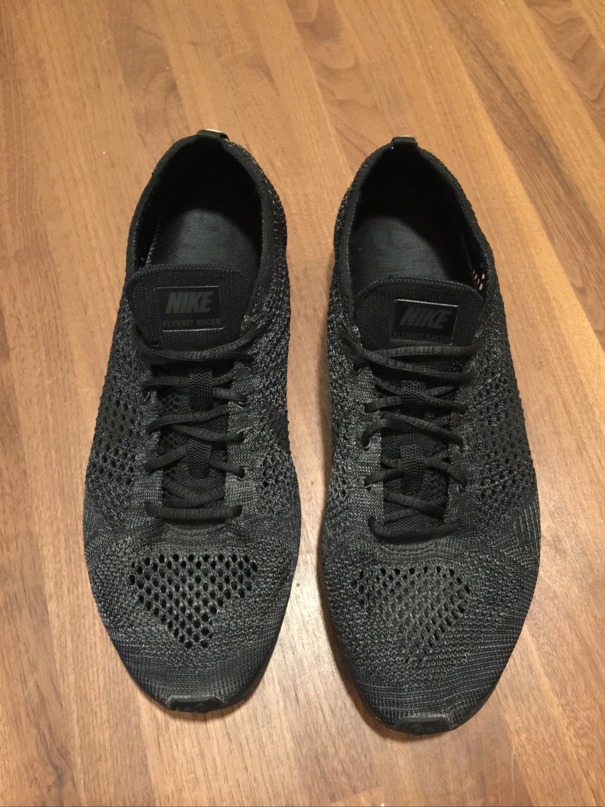 flyknit racer size 5