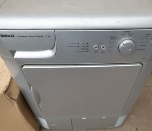 BEKO KONDENSATOR SENSOR-WÄSCHETROCKNER 6 KG DRCS68S - AUSSCHLACHTEN NUR FÜR TEILE (36)