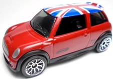 2003 MATCHBOX MINI COOPER S #75 RED 1:56 DIECAST 2 3/8" CAR WITH BRITISH FLAG