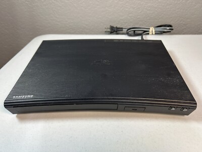 Samsung BD-J5700 WiFi Enabled Smart Blu-ray Player No Remote TESTED and WORKING