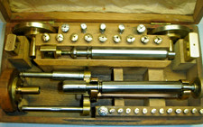 ANCIEN "TOUR BOLEY" A POLIR LES VIS COMPLET A 100% BON ETAT D'USAGE & COSMÉTIQUE