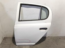 6700452021 5857301 tür hinten links TOYOTA YARIS P1 1.0 SCP10 1999