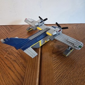 LEGO City: Deep Sea Operation Base (60096) 100% Complete Set + Manual + Minifigs