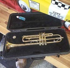 Bundy Trumpet 879288 with Mouthpiece and Hard Case