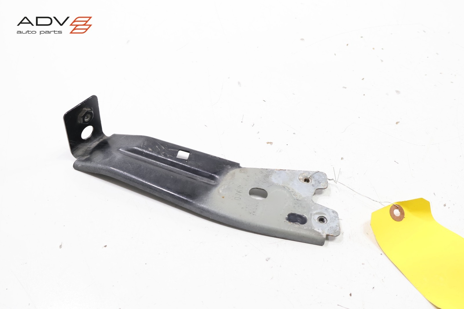 Maserati Ghibli 2014-2024 Front Left Side mounting bracket P/N 13858