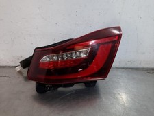 Feu arrière Infiniti QX70