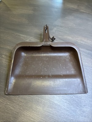 Vintage 1980 Rubbermaid #2003-56 Dustpan Brown ~