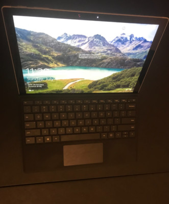 Microsoft - Surface Pro 7 - 12.3'' Touch Screen - Intel Core i5 - 8GB Memory 