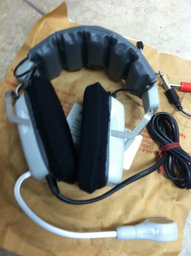 Telex 64437-001 PH-45 5' Cord 6.35mm TRS Vintage Aviation Headset Microphone - Picture 2 of 7