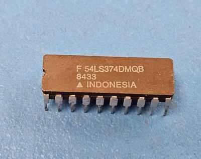 (5PC) 54LS374DMQB Bus Driver, LS Series, 1-Func, 8-Bit, True Output, TTL, CDIP20