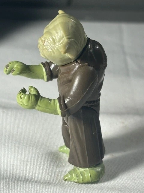 Figura de acción Kenner Star Wars Master Yoda de colección con cinturón LFL80 HK ESB Foto 2 de 4