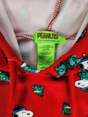 Peanuts Snoopy Hoodie Women's XS Christmas Fleece Red Pullover New Tags - Picture 4 of 6