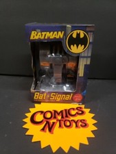 Batman BAT SIGNAL Projector Lamp Die-Cast Replica DC Comics Collectible  BOOK