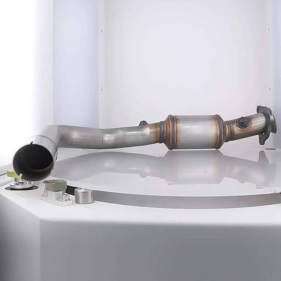 Convertidor catalítico para 2015 2016 2017 2018 2019 GMC Yukon y GMC Yukon XL 5,3 L Foto 3 de 4