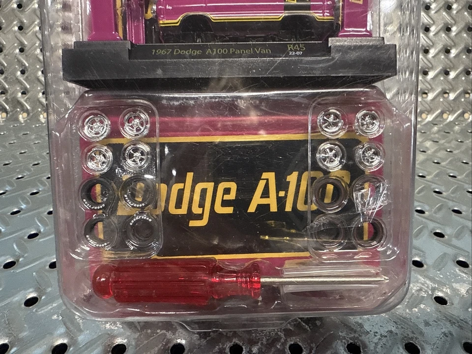 M2 Machines 1/64 1967 Dodge A100 Panel Van - New In Box - Image 2 of 4