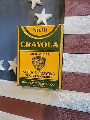 Vintage Crayola Crayons Binney & Smith 16 Brilliant Colors