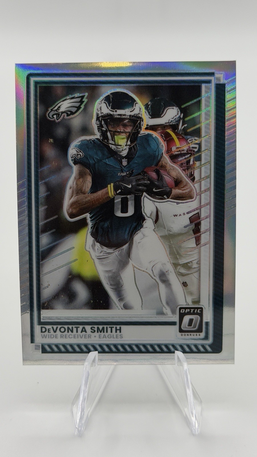 2025 Panini Donruss Optic - Devonta Smith #28 Holo Prizm