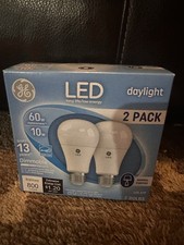 2 GE Lighting Dimmable LED Daylight Light Bulb 10-Watt 60 W replacement