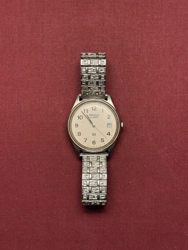 Vintage SEIKO SQ 5Y22-6009 Men's Quartz Watch with Speidel Stretch Bracelet