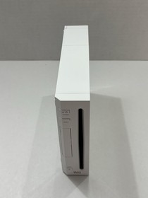 Nintendo Wii Console GameCube Compatible 2 Controllers 2 Nunchucks Wii Sports