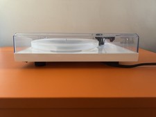 Project Debut 3 Belt Turntable White Record Player