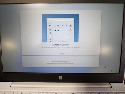 Microsoft Surface Laptop SE N4120 13.5'' 1.10GHz 8GB 128GB SSD W11