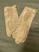 Vintage French Kid Leather Driving Gloves Early 1960s Ivory With Lattice Detail